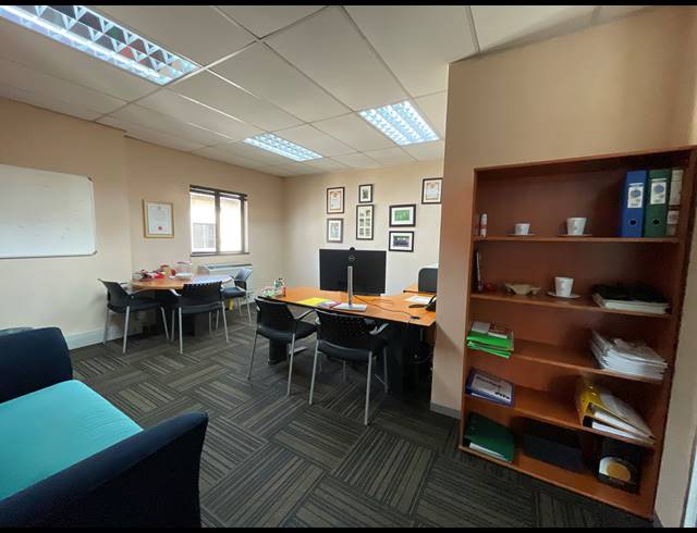 514M² OFFICE FOR SALE IN LYME PARK